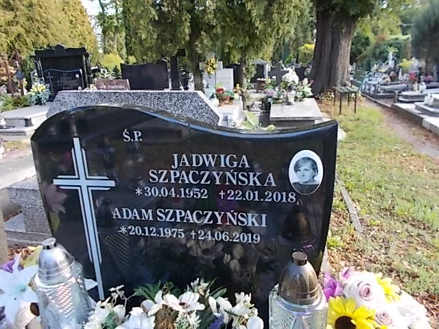 Grób Adam Szpaczyński