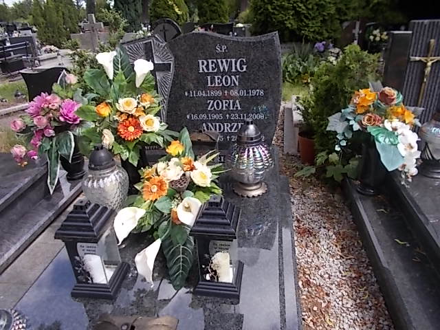 Grób Leon Józef Rewig