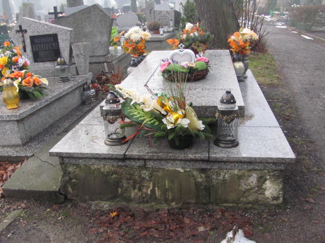 Grób Genowefa Zimna