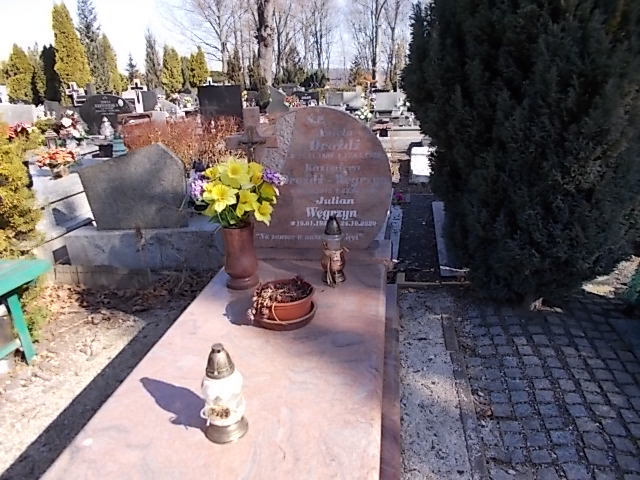 Grób Julian Węgrzyn