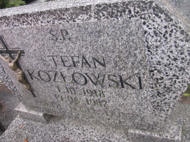 Stefan Kozłowski 1918 Złotoryja - Grobonet - Wyszukiwarka osób pochowanych