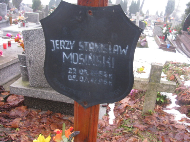 Jerzy Mosiński 1954 Złotoryja - Grobonet - Wyszukiwarka osób pochowanych
