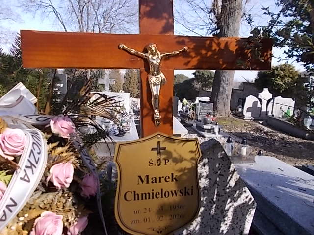 Grób Marek Chmielowski